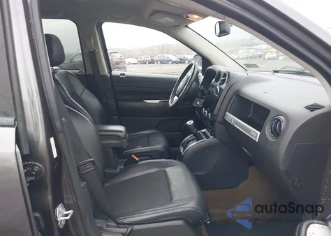 2016 Jeep Compass Latitude из США, поврежденный, VIN 1C4NJCEA9GD744768